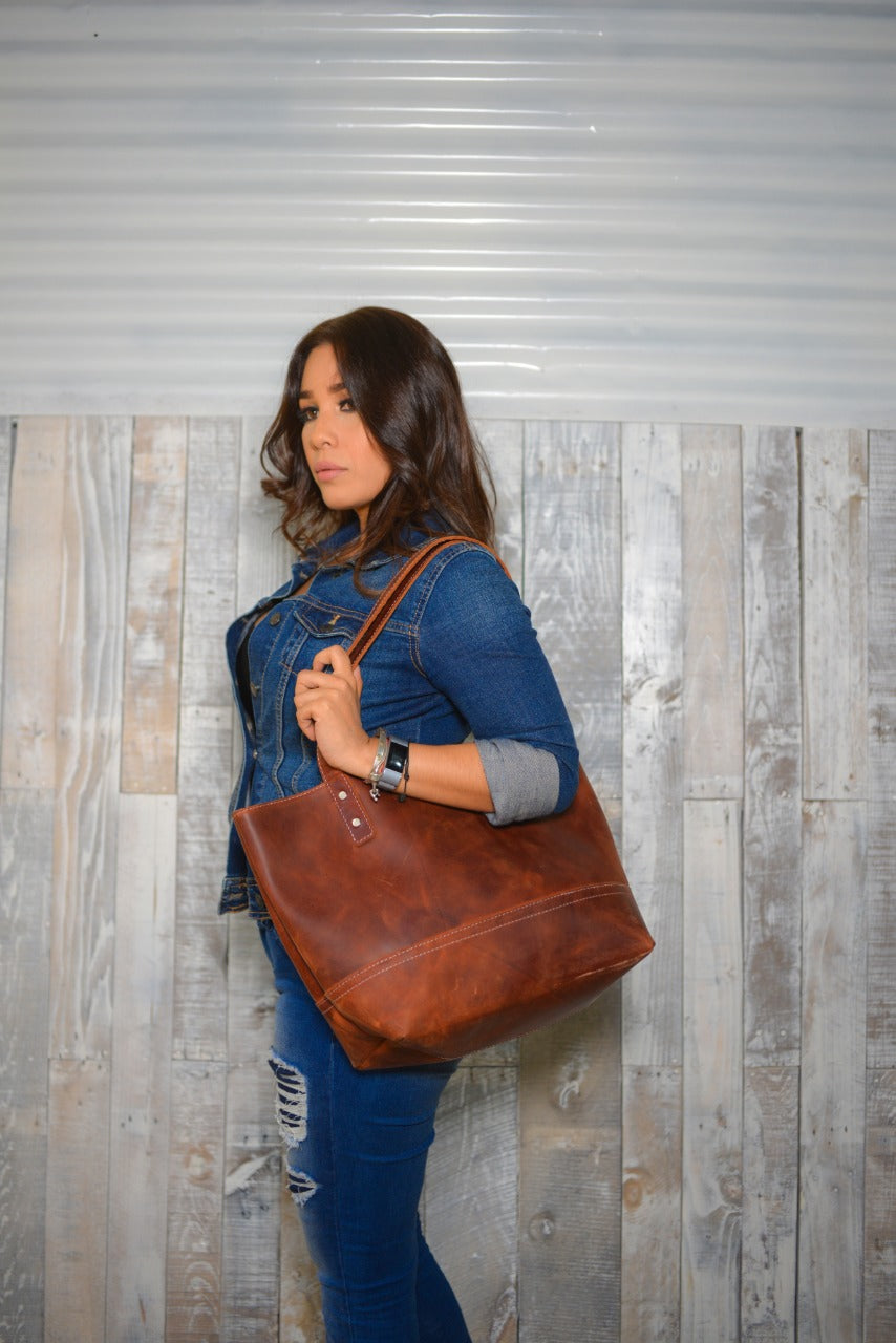 Leather Tote Bags: How to Clean and Maintain Them for Longevity